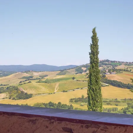 別荘 Podere Basilico Radicondoli